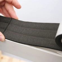 Sellaband PU 9,4 m X 56 mm - Sellador elástico impermeable de juntas para marcos de puertas y ventanas