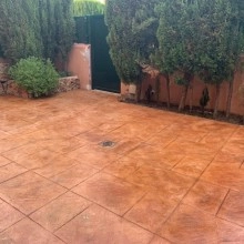 TQ Sop Brillo 5L - Resina de protección y mantenimiento de hormigón impreso y pavimentos