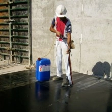 TQ Desnol - Desencofrante y desmoldeante de hormigón de alta calidad emulsionable en agua