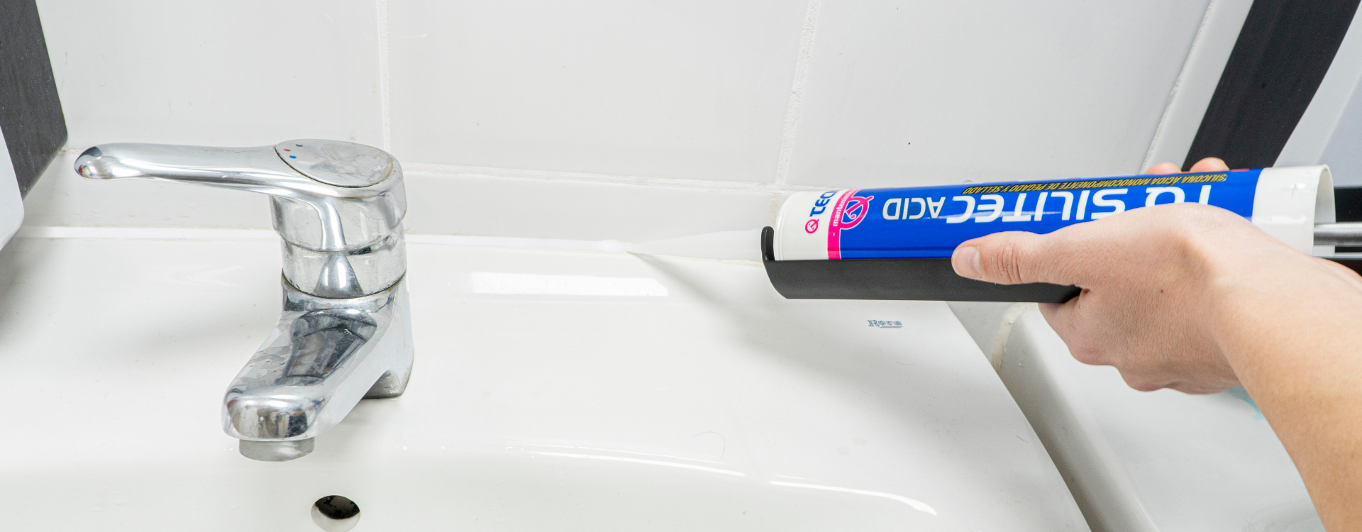 Adhesivo Sealant Fix para accesorios de baño