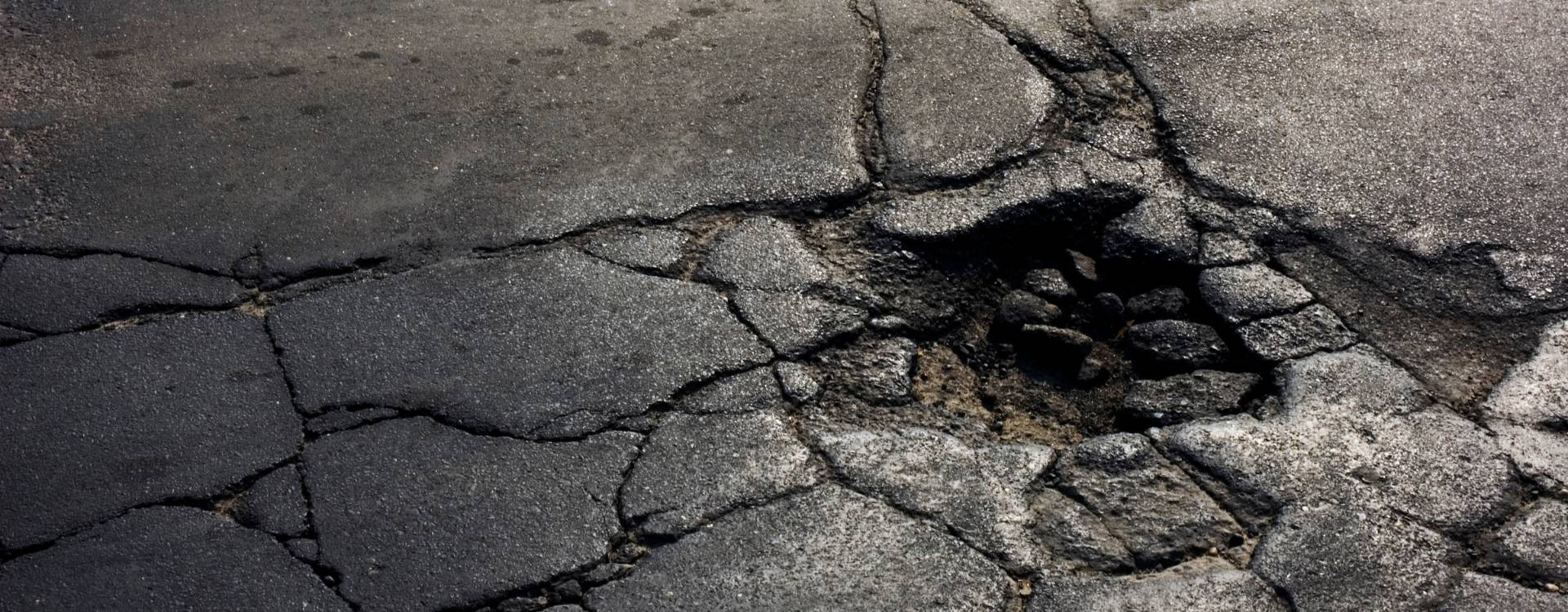 Petición Rubicundo persecucion Cómo reparar un pavimento de asfalto | TECNOL
