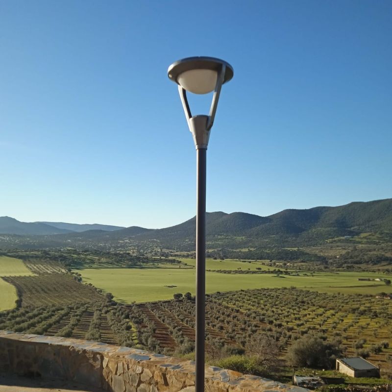 TQ Farola Solar Tulipán 15W Luminaria led luz fría o cálida TECNOL