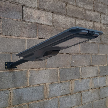 TQ Brazo Lyra 500 Pared - Brazo de acero pintado con gran durabilidad y estética moderna