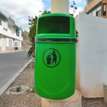 TQ Papelera Security 40L - Papelera verde con cierre de seguridad, tapa antilluvia y antivuelo, uso exterior
