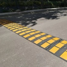 Banda reductora de velocidad HT563